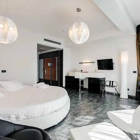 Western Class Lamezia