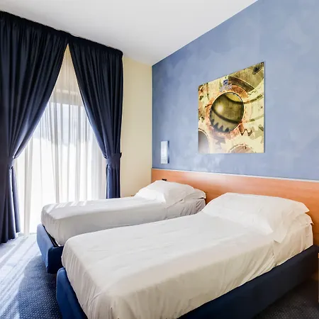 Western Class Lamezia 4*