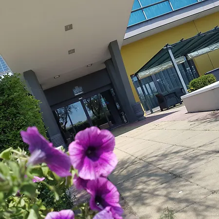 Western Class Lamezia