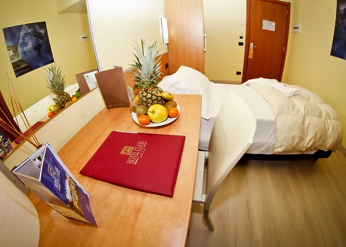 Western Class Lamezia 4*