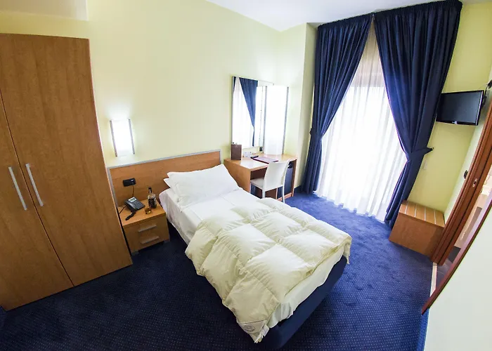 Hotel Western Class Lamezia 4*