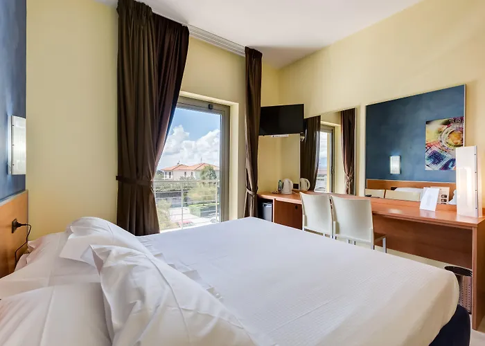 Hotel Western Class Lamezia 4*