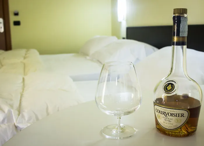 Western Class Lamezia 4*