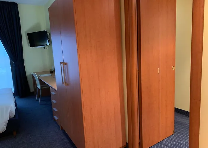 Hotel Western Class Lamezia 4*